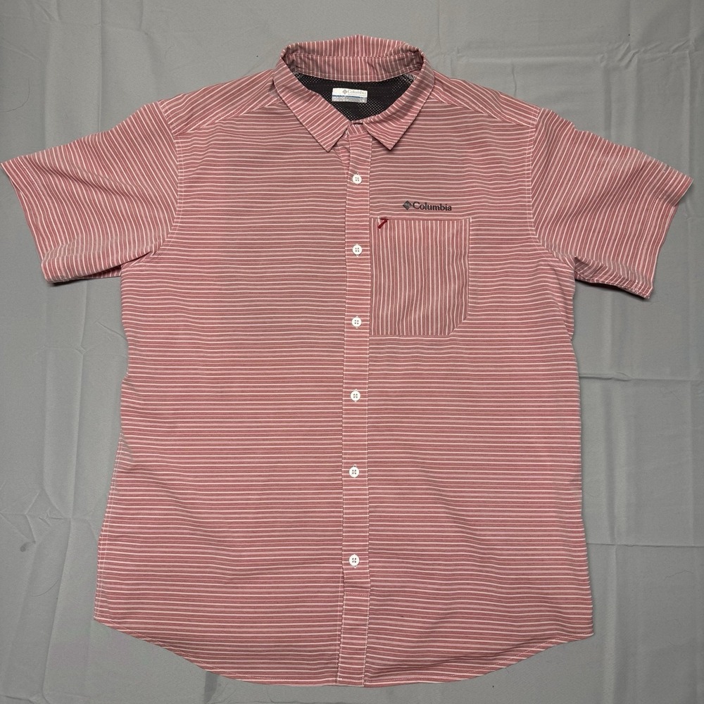 Columbia Omni Shade Shirt Large Red Stripe Lightweight Button Up Short Sleeve